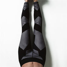 La Chilly Athleisure Geometric Leggings